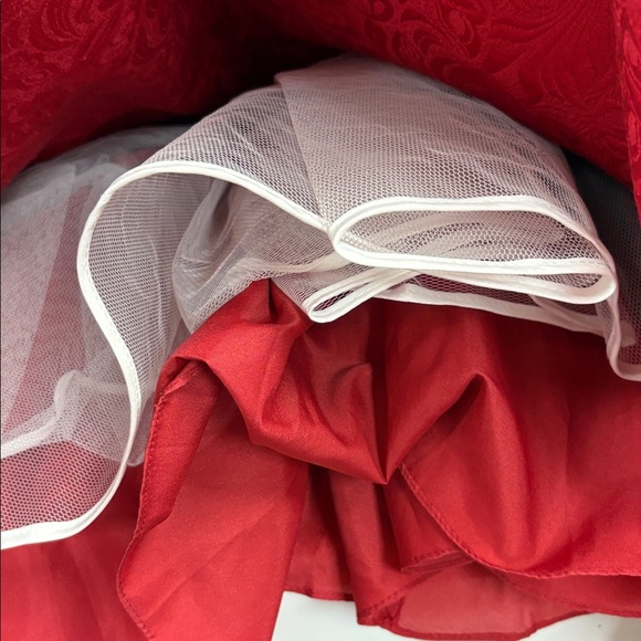 SOLD IN STORE ✨ Renaissance Collection Strapless Red Jacquard - Picture 8 of 14